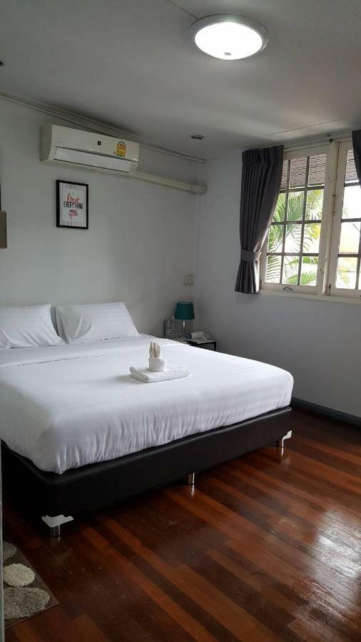 Maya Bed And Food Hostel *